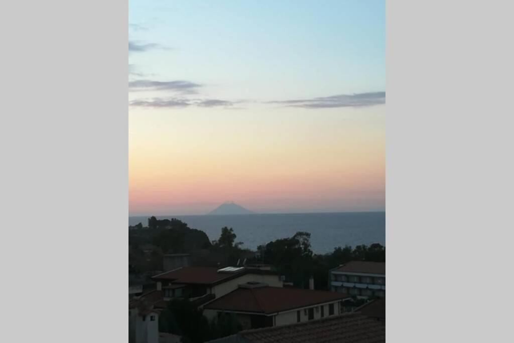 Appartamento Orizzonte Stromboli Tropea Exterior foto